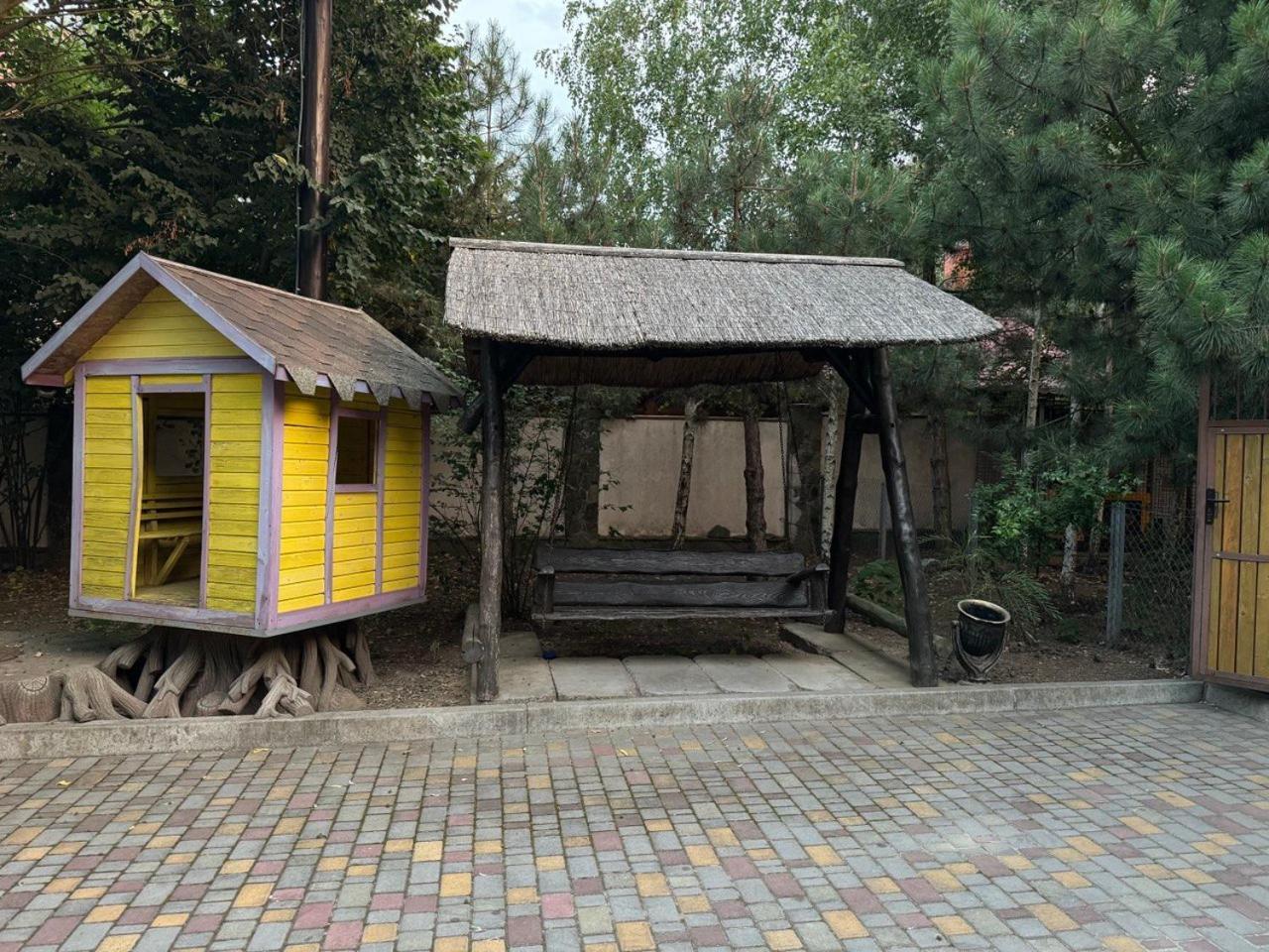 More Nadezhd Sanzhiyka Exterior photo