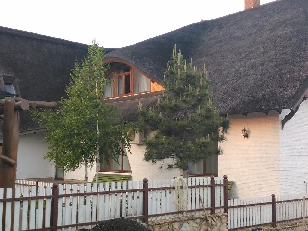 More Nadezhd Sanzhiyka Exterior photo